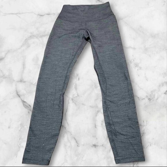 Lululemon Size 2 Gray Aligns HR 25" - Picture 1 of 2